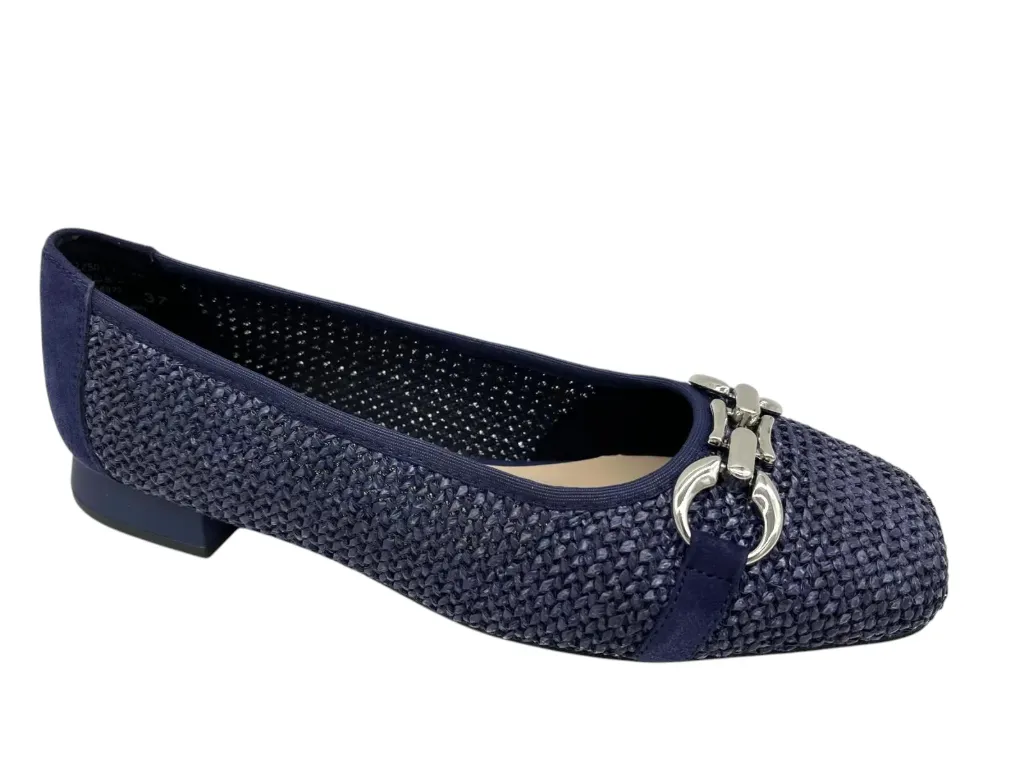 --Caprice--	Ballerina (37)