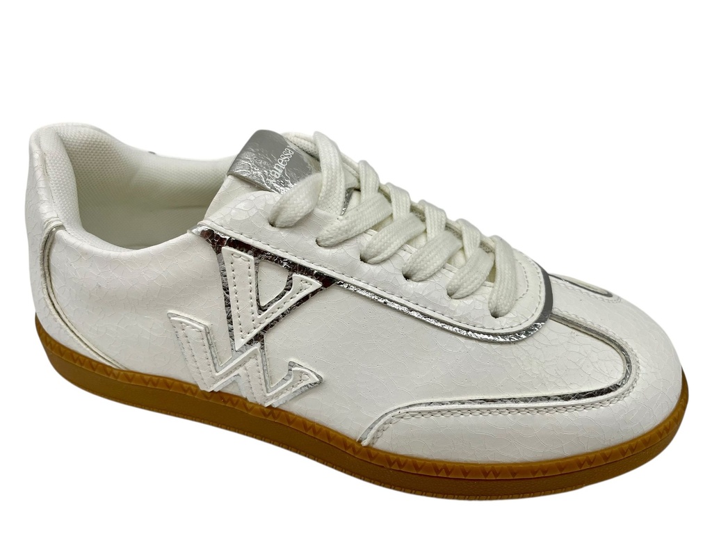 --Vanessa Wu--	Aura (36)