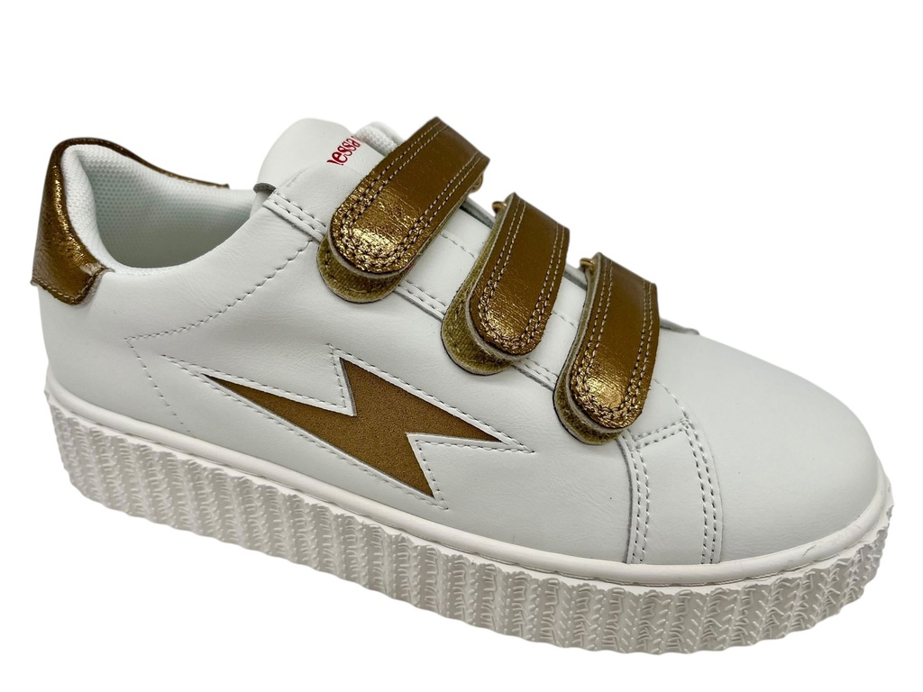 --Vanessa Wu--	Maggie (36)