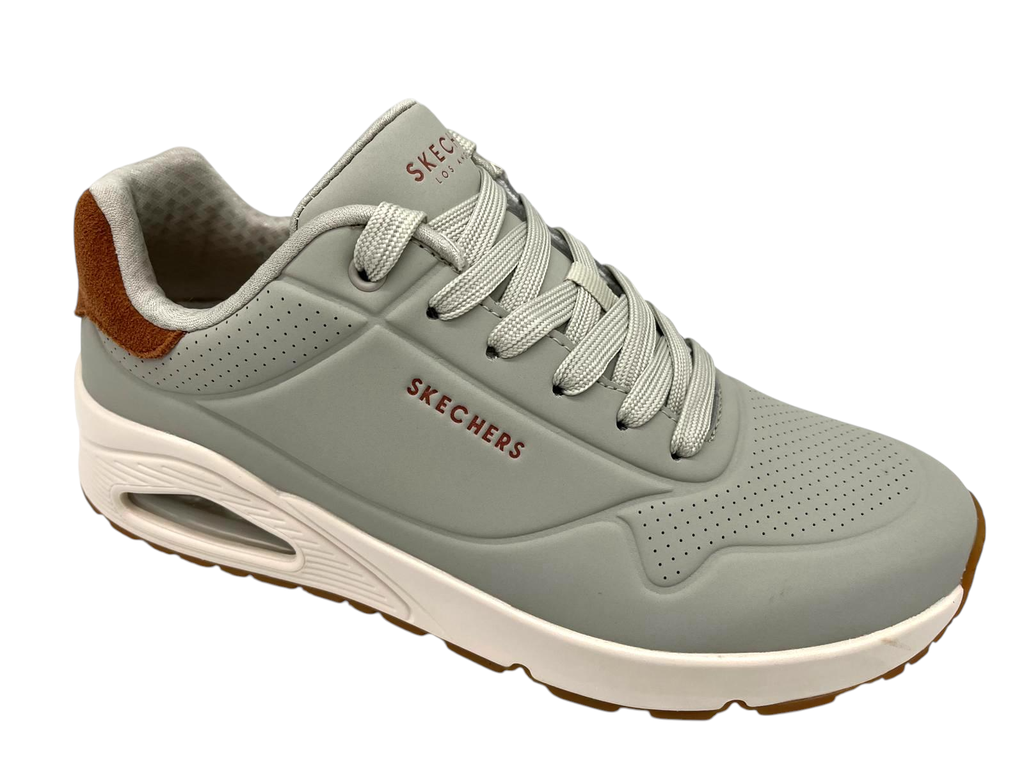 --Skechers--	Uno Suited On Air (41)