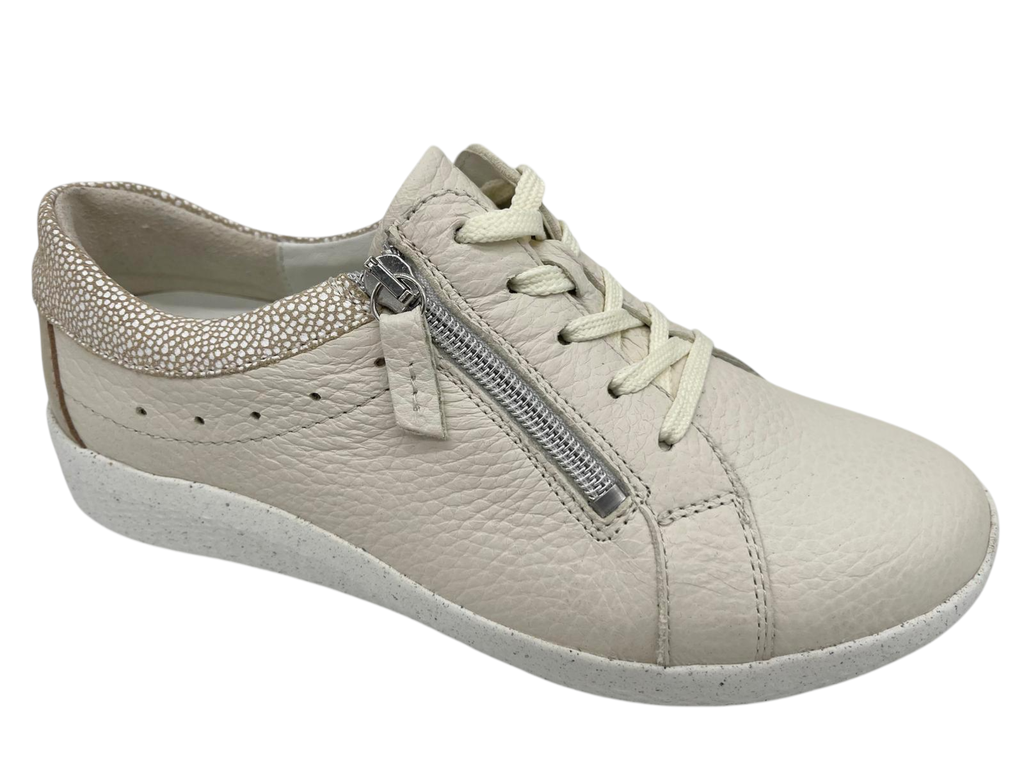 --Waldläufer--	K-Ira (3½)