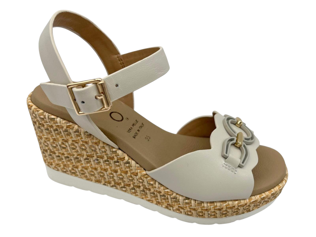 --Repo--	Sandale (35)