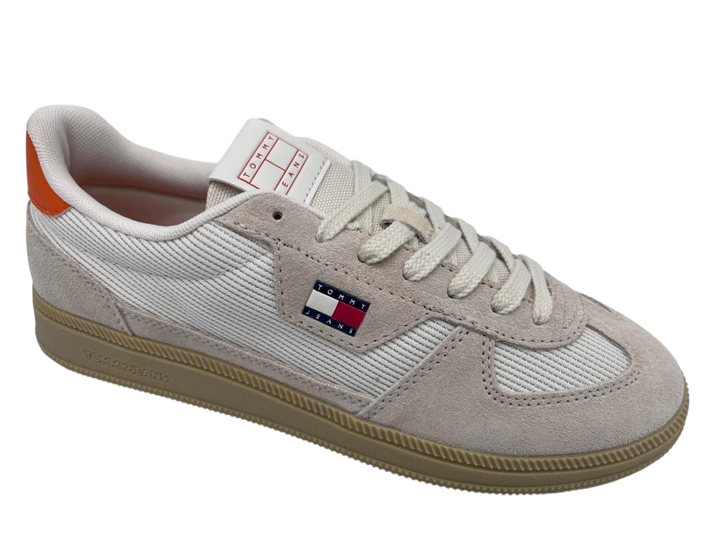 --Tommy Hilfiger--	The Greenwich (41)