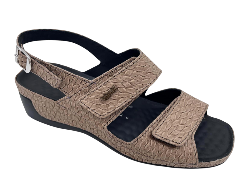 --Vital--	Sandale (37)