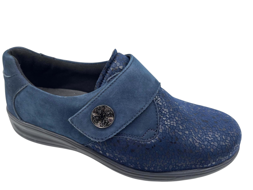 --Solidus--	Kate (3)