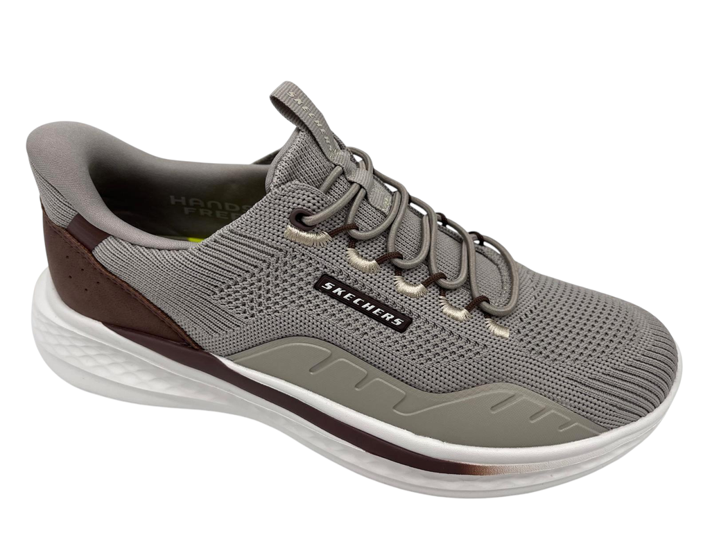 --Skechers--	Slade (41)