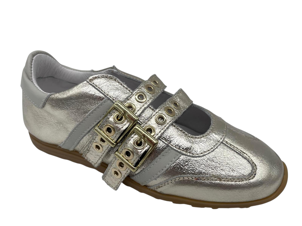 --Play One--	Halb schnalle (36)